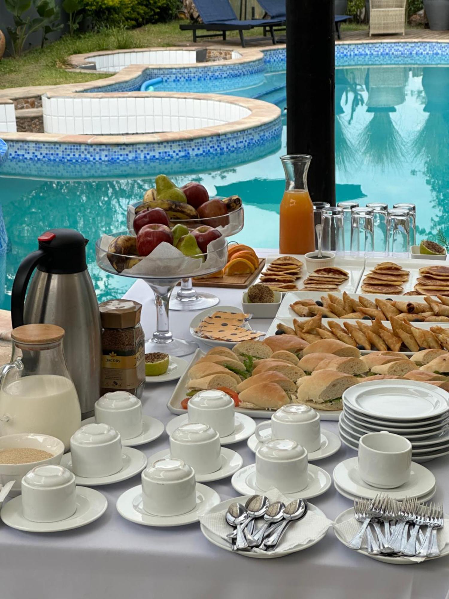 Nkanhi Centro De Conferencias E Hotel 폰타 도 오우로 외부 사진